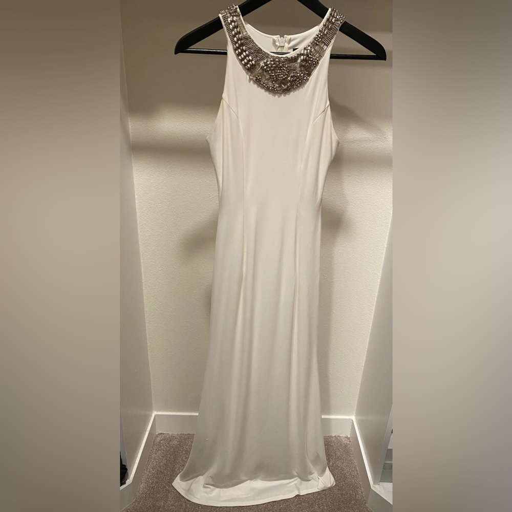 Lulus, great condition, beautiful beadwork. Only worn once for 1920s themed gala